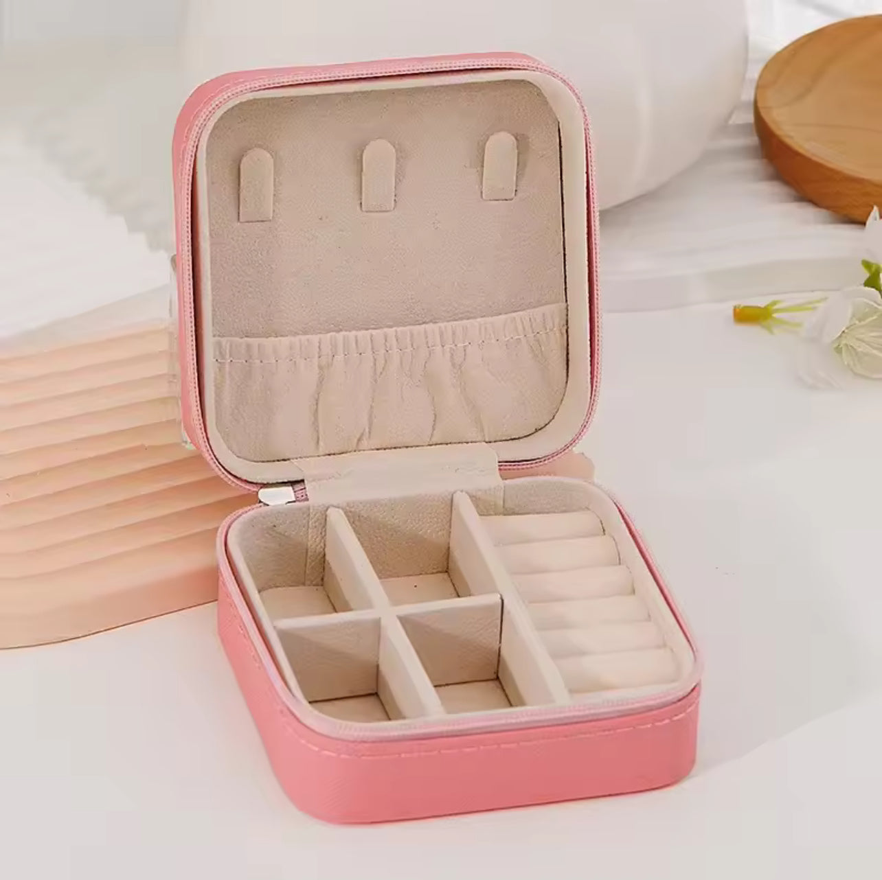 LuxeFold™ Travel Jewelry Organizer