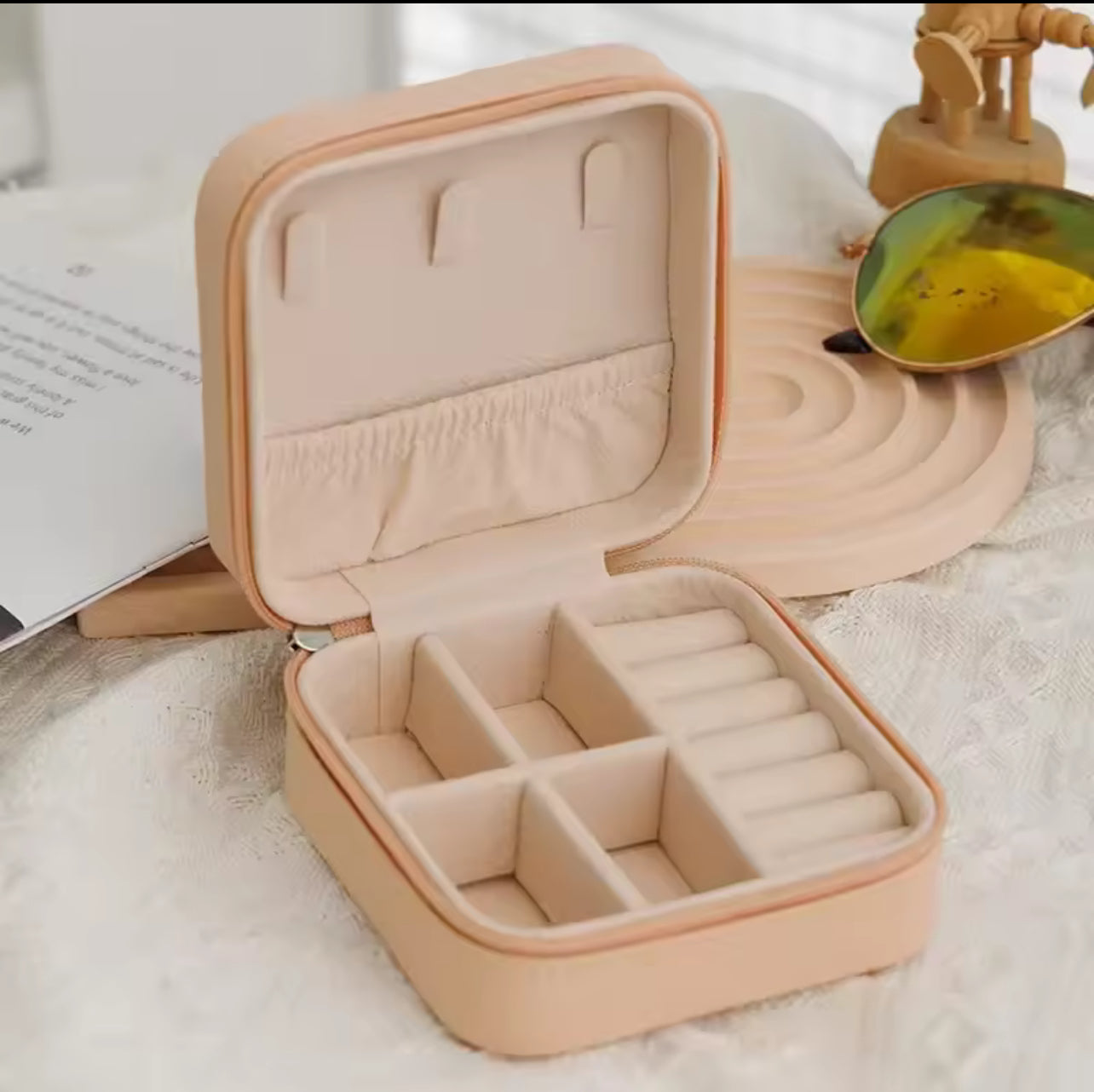 LuxeFold™ Travel Jewelry Organizer