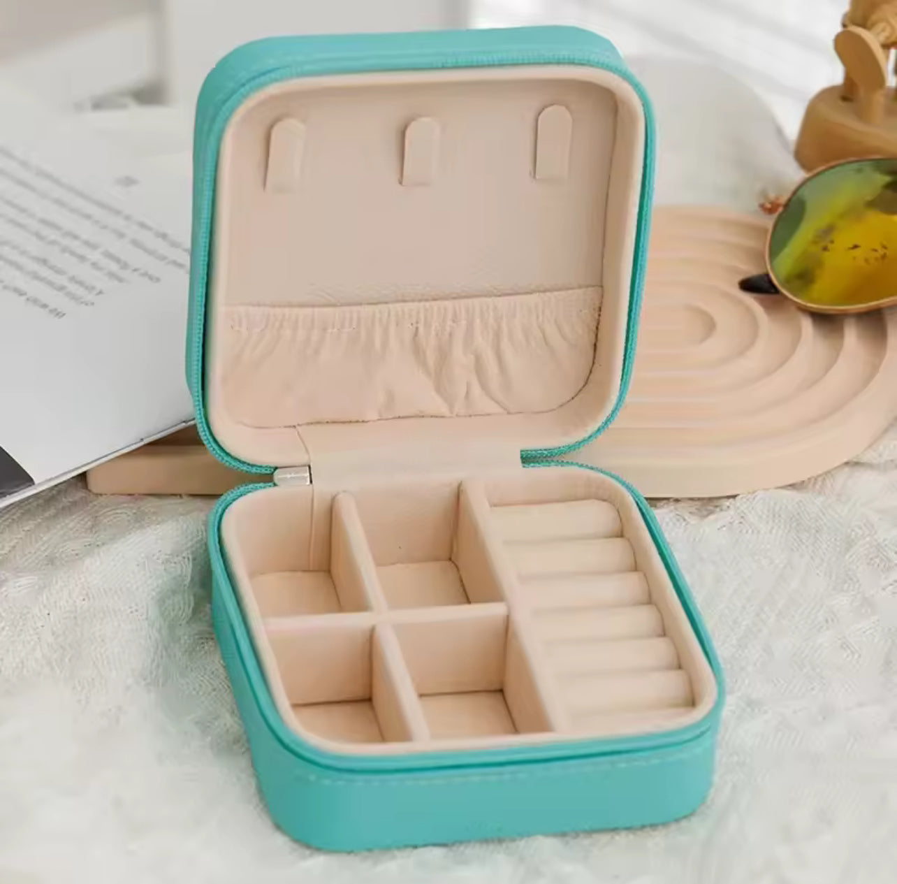 LuxeFold™ Travel Jewelry Organizer