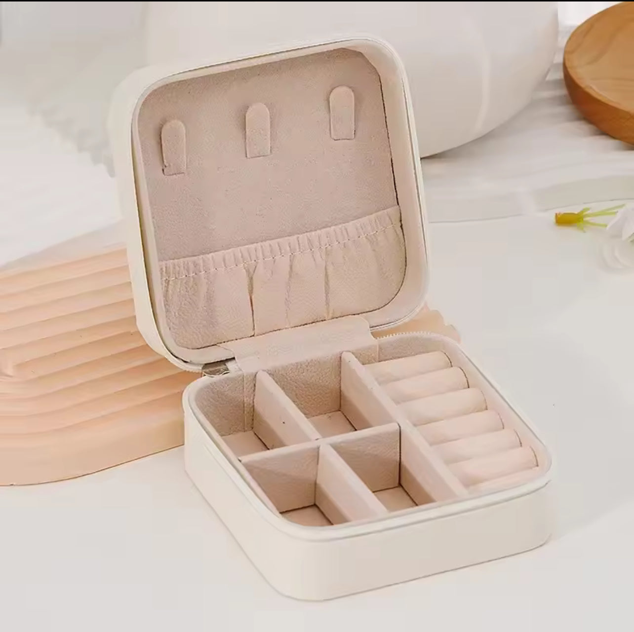 LuxeFold™ Travel Jewelry Organizer